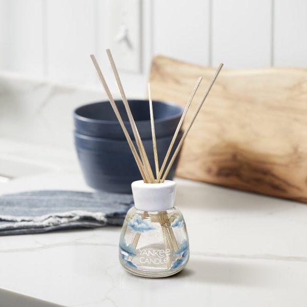 Yankee Candle Signature Reed Diffuser Refill Ocean Air 200ml on Sale