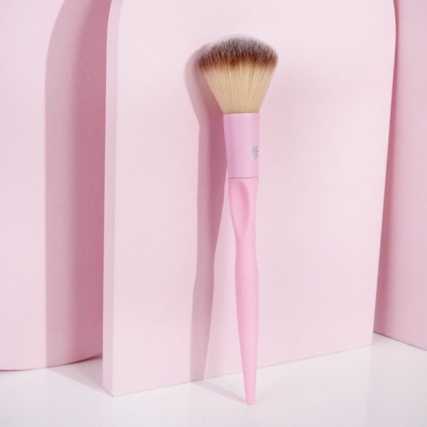 Brushworks HD Powder Blush Brush Fashion